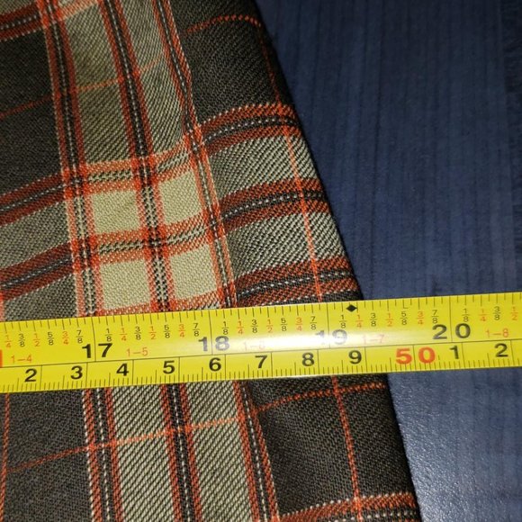 NWT "MADE IN CANADA "wool plaid asymetrical fringed wrap skirt small 6 - Picture 12 of 13
